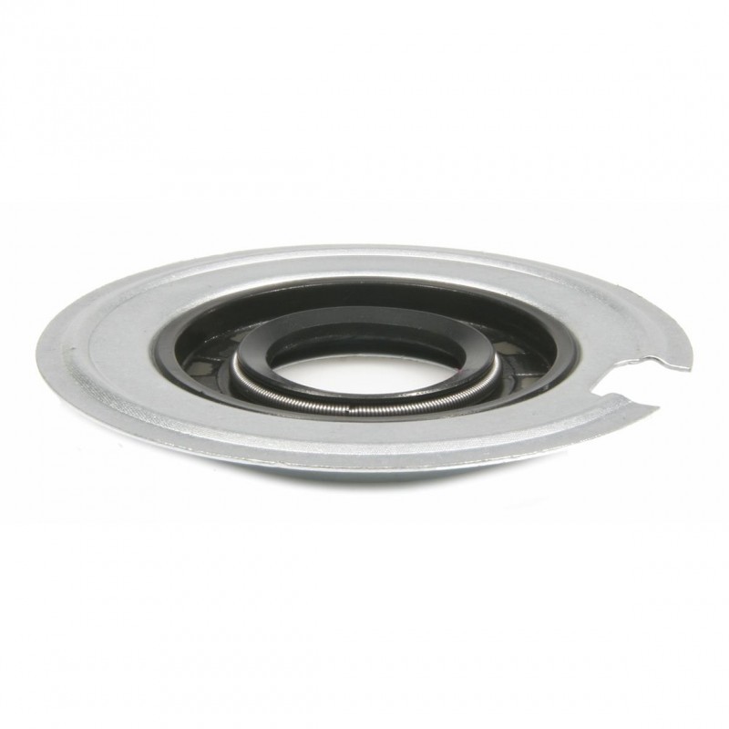 Flywheel side crankshaft oil seal